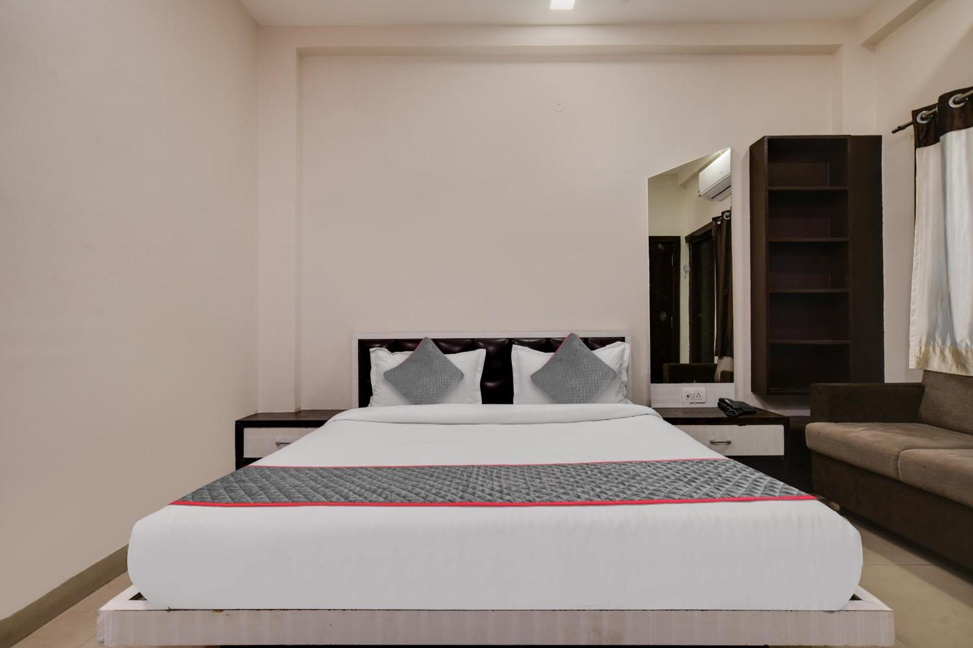 Townhouse Prime Stay Indore Exterior photo